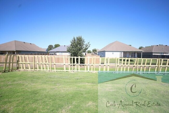 Foto del edificio - $950 October Move in special!! New constru...
