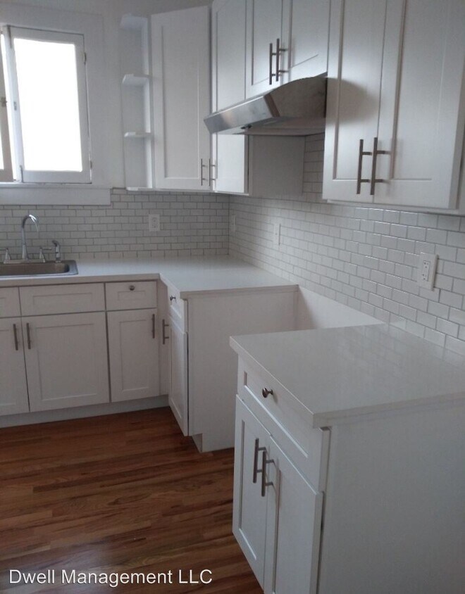 Foto principal - 1672 S Harvard Blvd