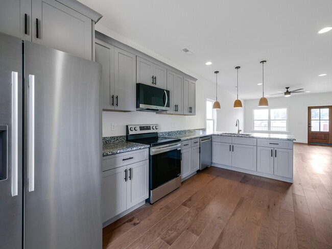 Foto del edificio - 102 Sunset Dr