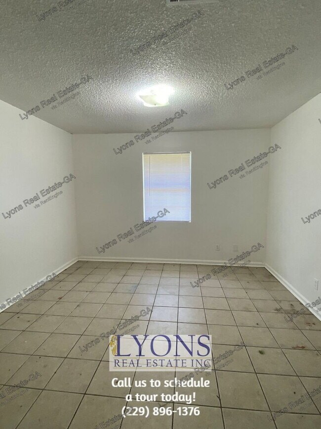 Foto del edificio - 1028 S Gordon Ave