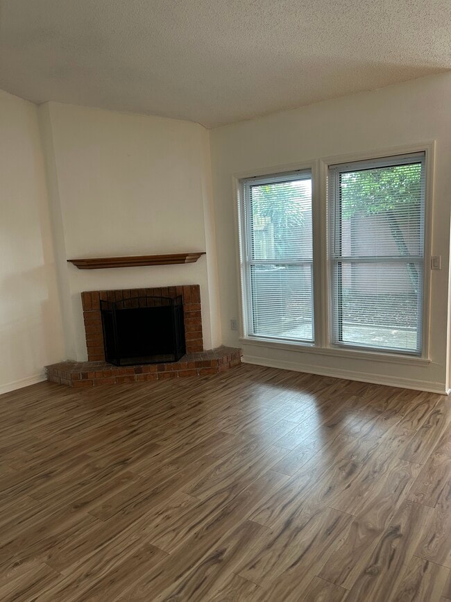 Photo - 628 Trinidad Ct Townhome