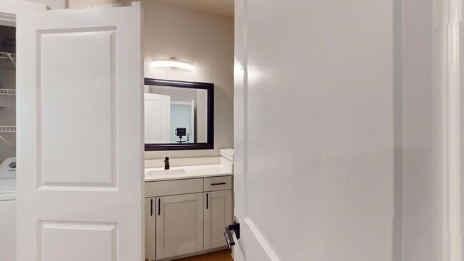 Interior Photo - Towson Promenade