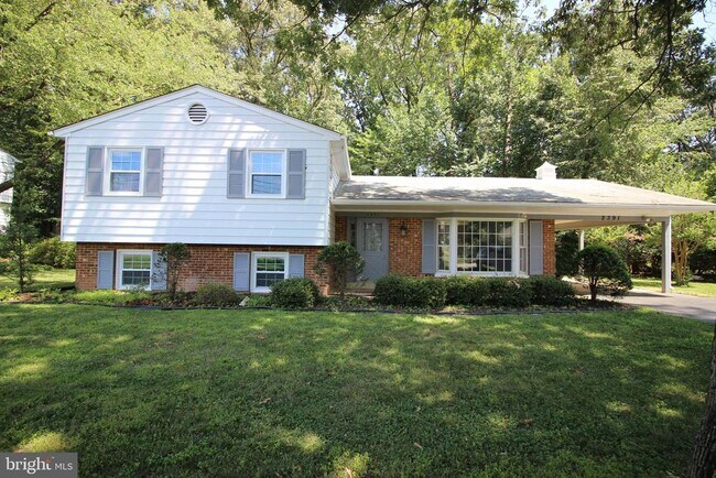 Foto del edificio - 2391 Cedar Ln