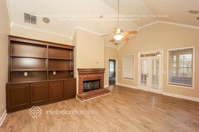 Foto del edificio - 9207 Golfview Cir