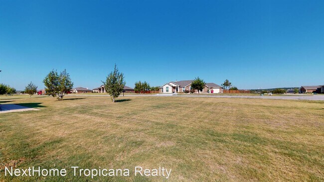 Building Photo - 4 br, 2.5 bath House - 3701 Wild Mule RD