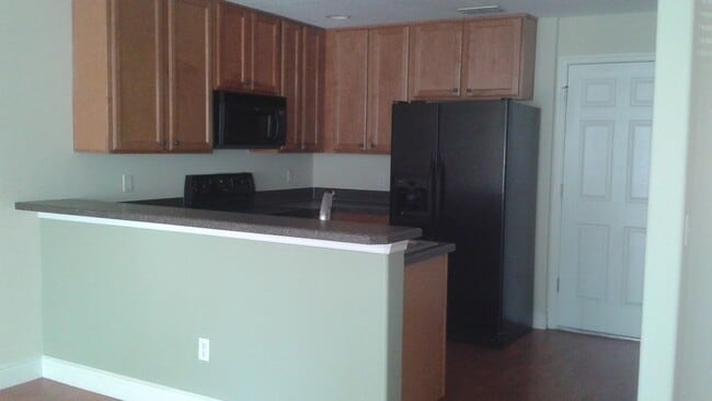 Building Photo - 3/2.5 Townhouse near UCF area