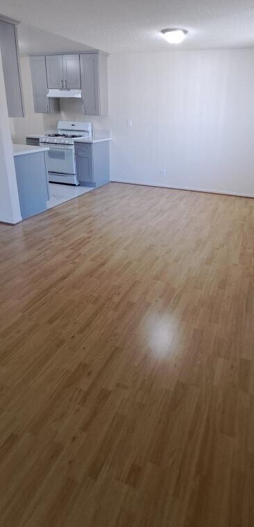 Foto del edificio - 372 W Doran St