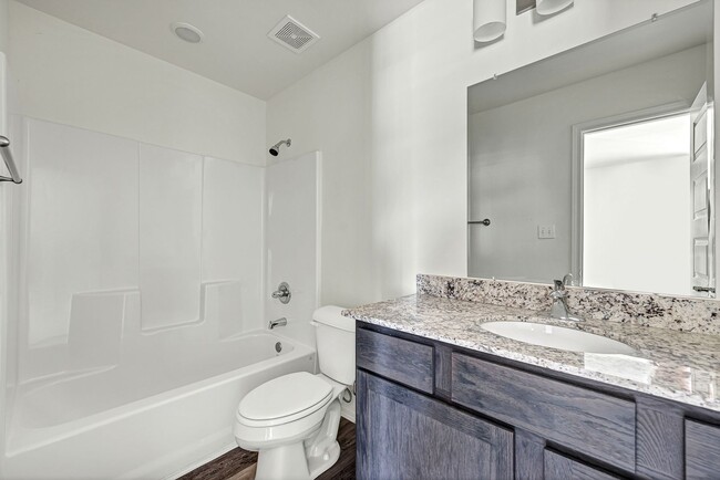 Foto del edificio - 1023 S Benchmark Ln