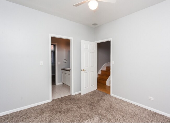 Photo - 2427 N Clybourn Ave Apartment