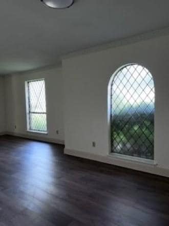 Foto del edificio - 5015 Ashbrook Rd