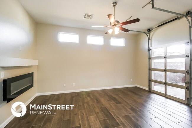 Building Photo - 11215 Paradise Out Ln