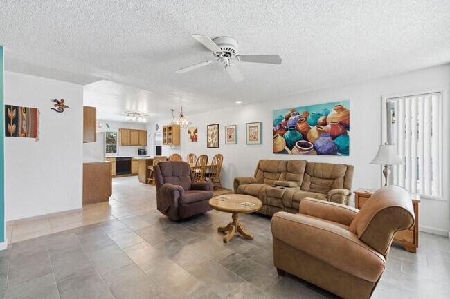 Foto del edificio - 1301 W Montoya Ln