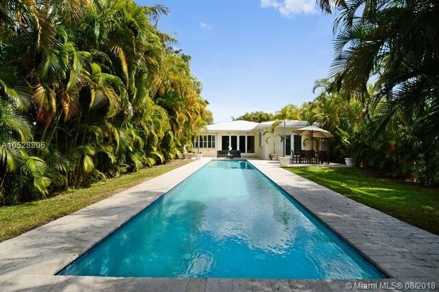 Building Photo - 9416 Bay Dr