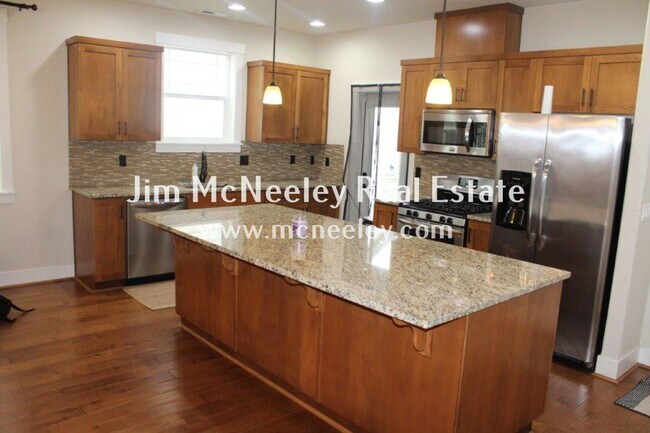 Building Photo - 3 br, 2.5 bath House - 14679 NW Orchid St