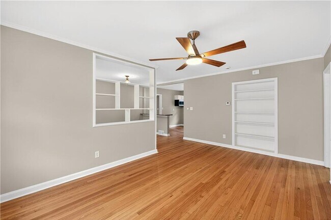 Foto del edificio - 2907 Cloverhurst Dr