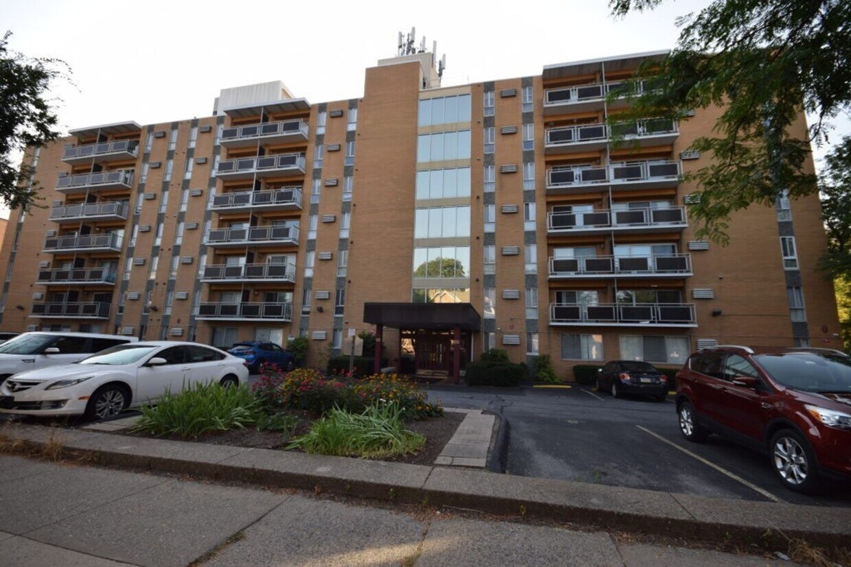 Foto principal - Professional Only: 2 Bedroom Apartment in ...
