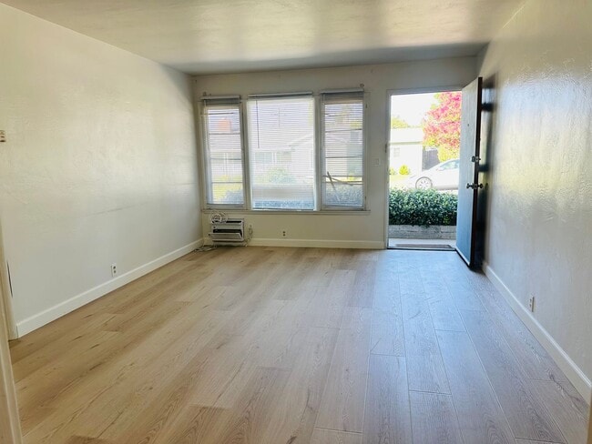 Foto del edificio - 11160 Rosarita Dr