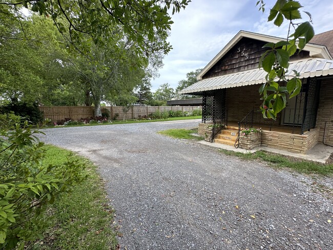 Front circular drive - 353 E Airport Ave