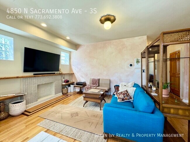 Foto del edificio - 4850 N Sacramento Ave