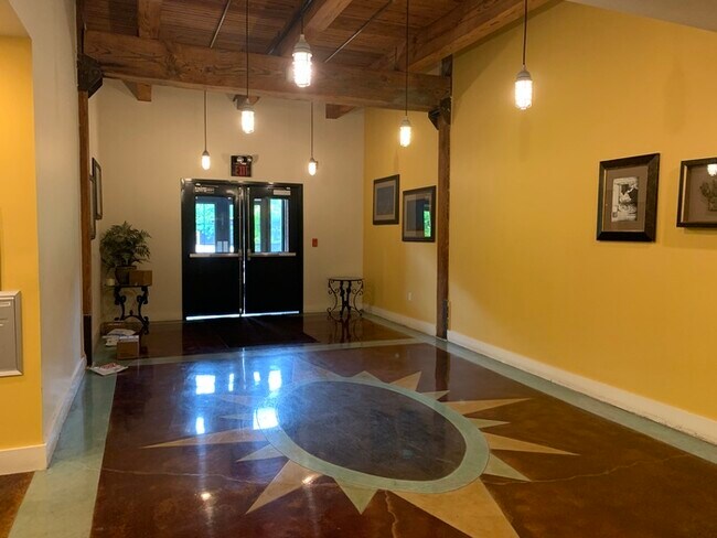 Building Photo - Modern Loft in Popular Lauter Lofts!