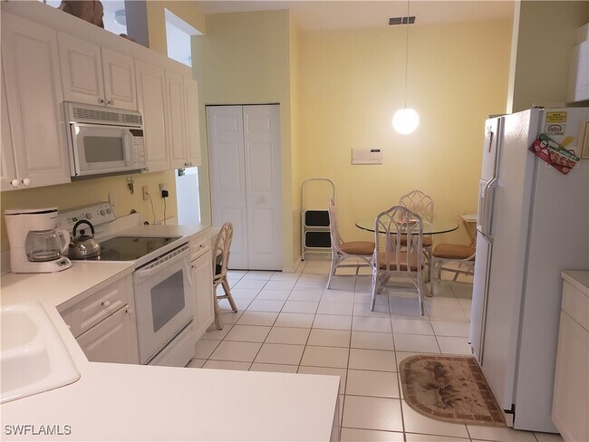 Building Photo - 7552 Oleander Gate Dr
