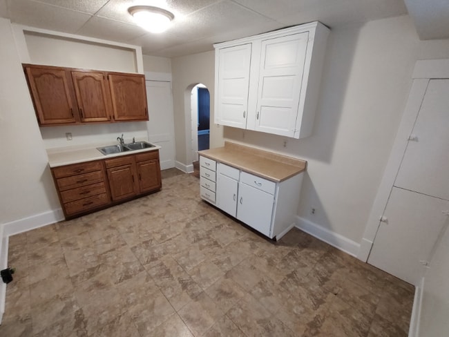 Building Photo - 2718 9th St SW