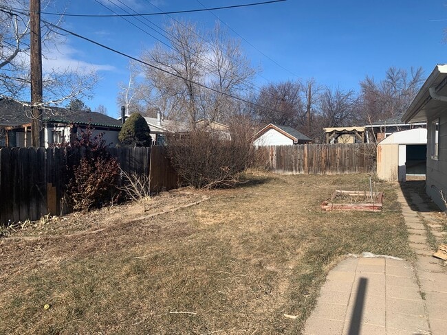 Building Photo - Charming, Updated Ranch-Style Home Near Lake Loveland