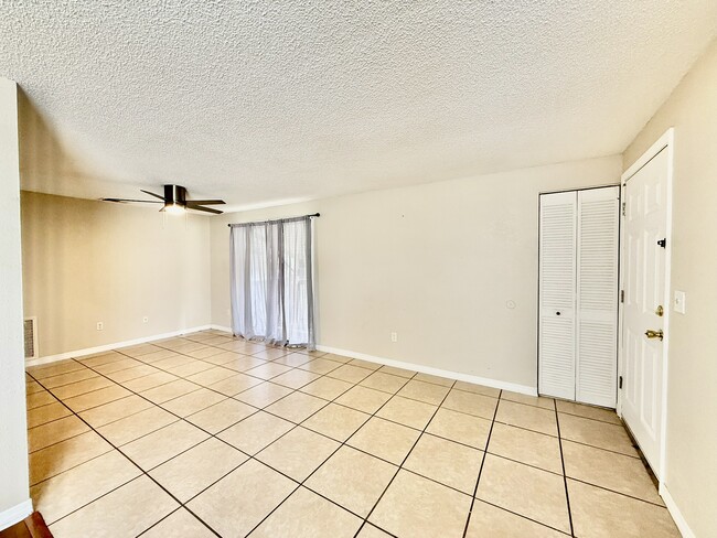 Building Photo - 123 Loblolly Ct