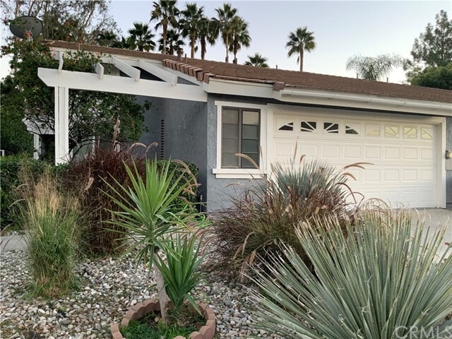 Foto principal - 2658 Hacienda Dr