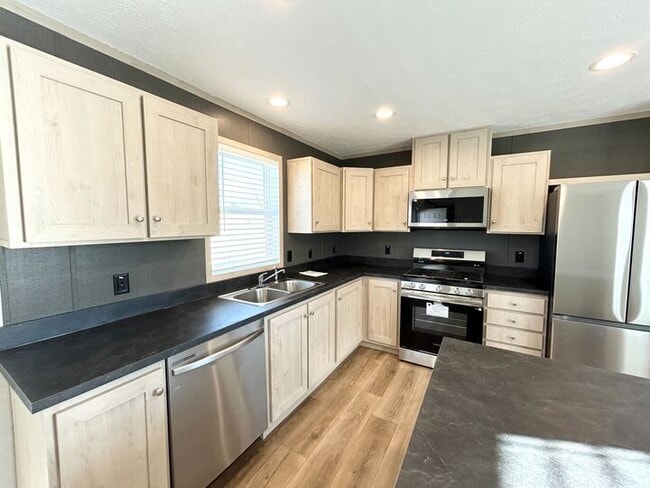 Building Photo - 52436 Winston Ct