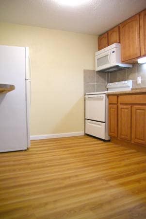 Fully Renovated Kitchen - Richwood Terrace Apartments