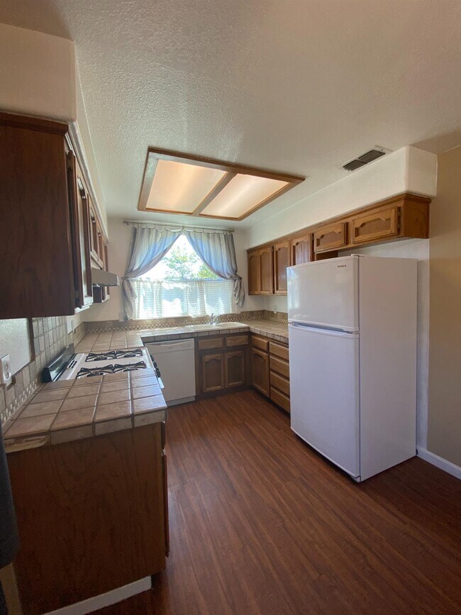 Foto del edificio - 367 Strauss Ln