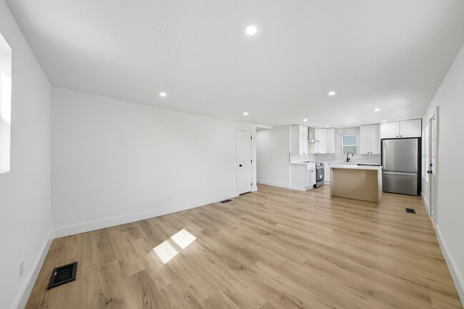 Photo - 2631 Carson Ave House