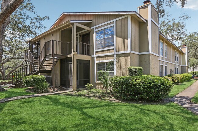 Foto del edificio - 14325 Hanging Moss Cir
