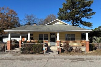 Building Photo - 107 Orange St