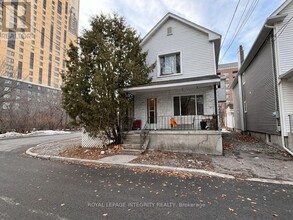 Building Photo - 129 Pamilla St
