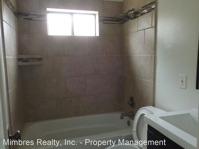 Building Photo - 1 br, 1 bath House - 807 W. Black St