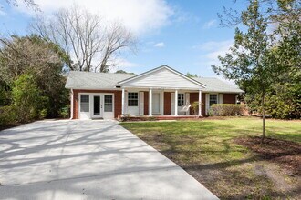 Building Photo - 3309 Ashley Cir