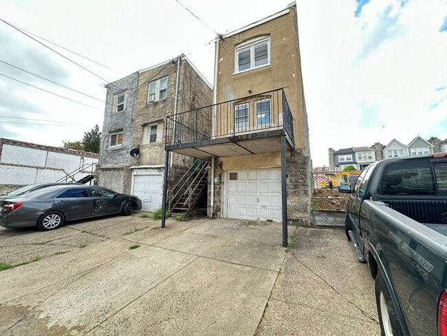 Building Photo - 439 N Daggett St