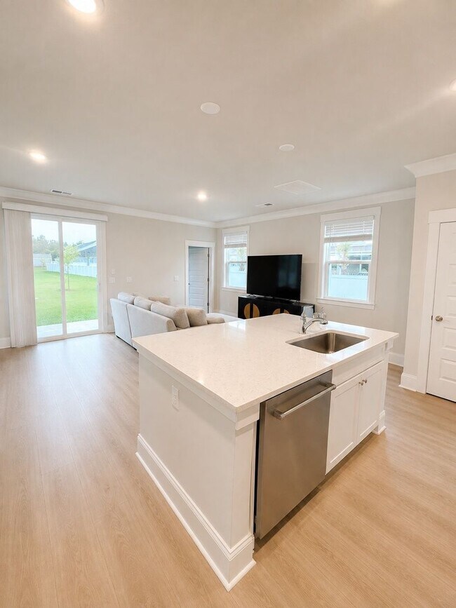 Foto del edificio - 114 Midmills Ln