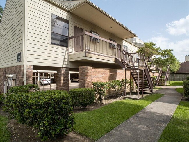 Foto del edificio - 7901 Cambridge St
