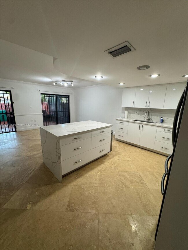 Foto del edificio - 13775 SW 160th St