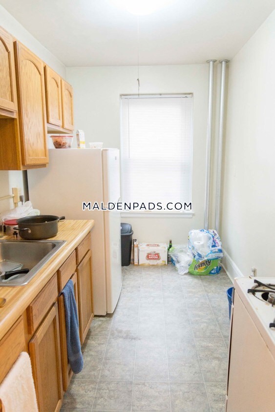 Foto principal - 349 Pleasant St