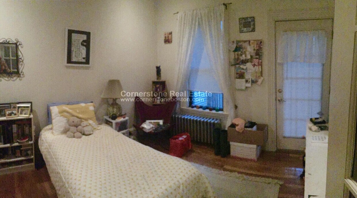 Foto principal - 81 Old Harbor St
