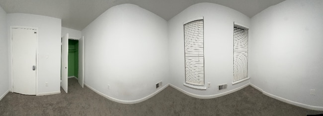 Photo - 8xxx Barrett Rd House