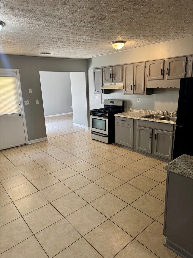 Foto del edificio - 2137 Fairway Ct SE