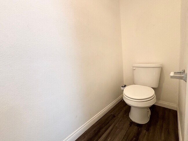 Foto del edificio - Nice 2-story single-family property