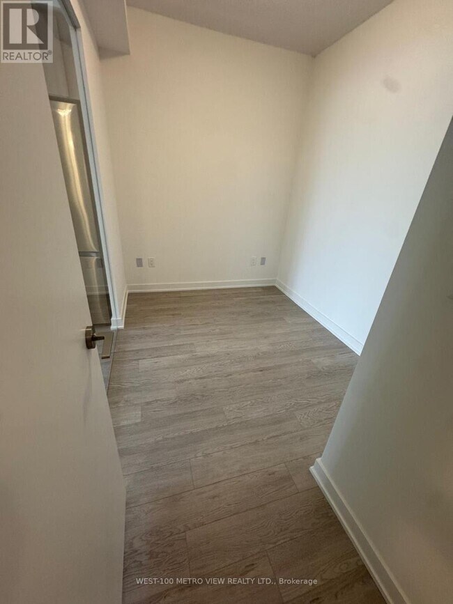 Building Photo - 1010 Sandy Beach Rd