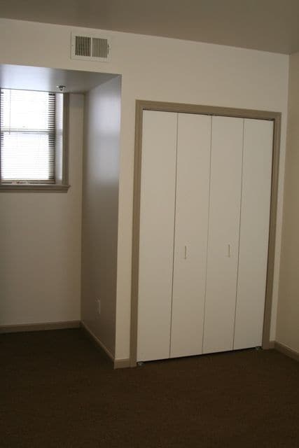 Building Photo - 2201 Lawndale St