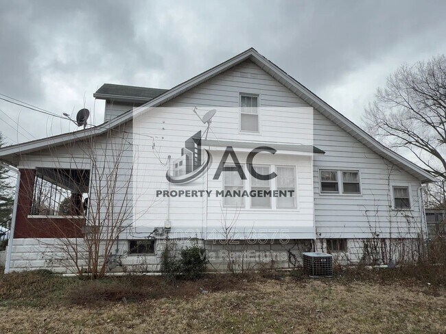 Building Photo - 1837 Lower Hunters Trace